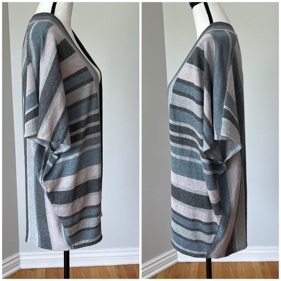 St. John size S striped cashmere and wool open front cardigan gray short sleeve - Picture 12 of 14